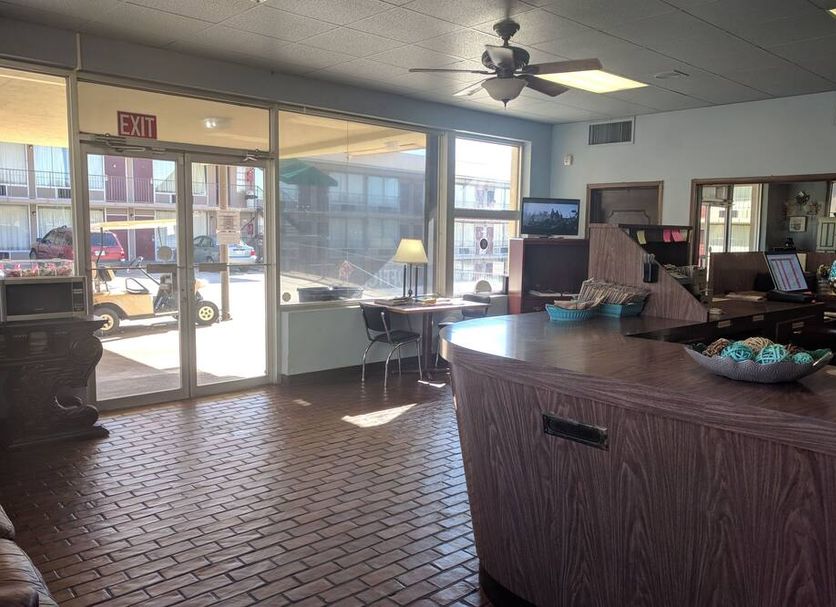 Front desk Photo