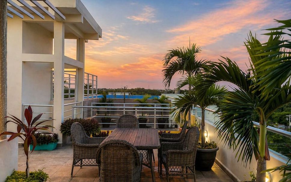 Balcony Photo