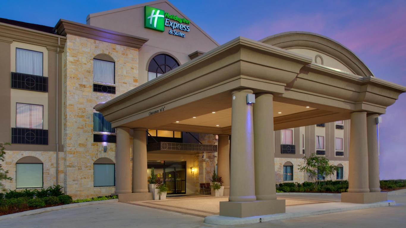 Holiday Inn Express & Suites Energy Corridor West Oaks, An IHG Hotel