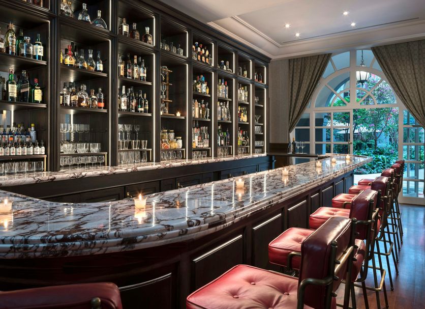 Bar Photo