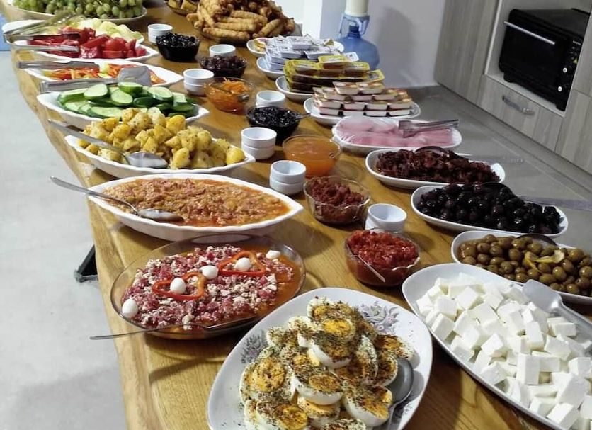 Buffet Photo