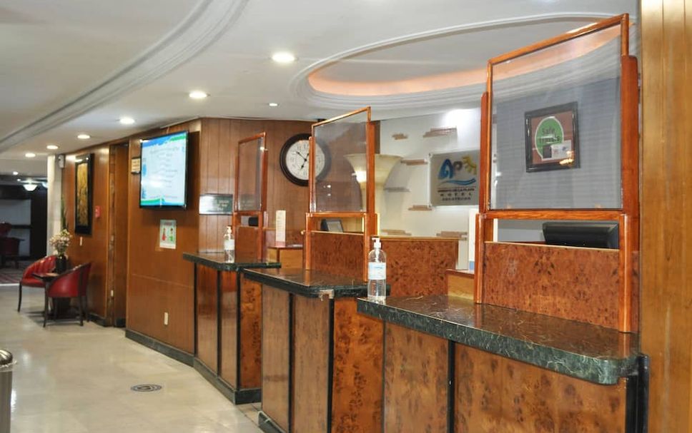 Front desk Photo