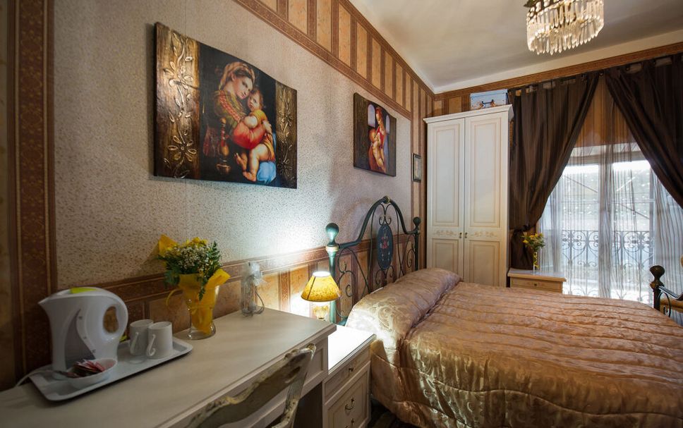 Bedroom Photo