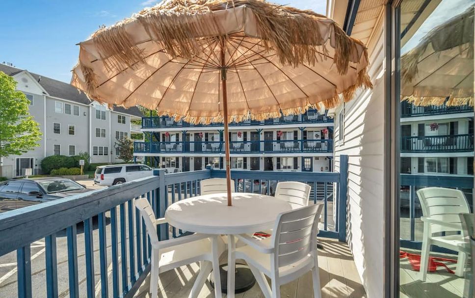 Balcony Photo