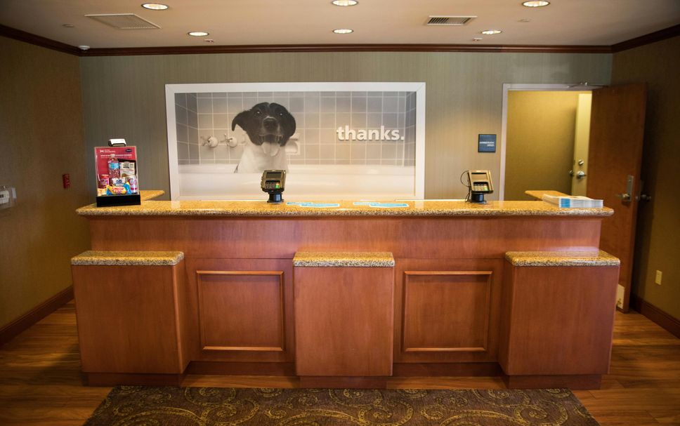Front desk Photo