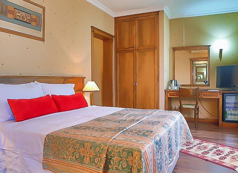 Bedroom Photo