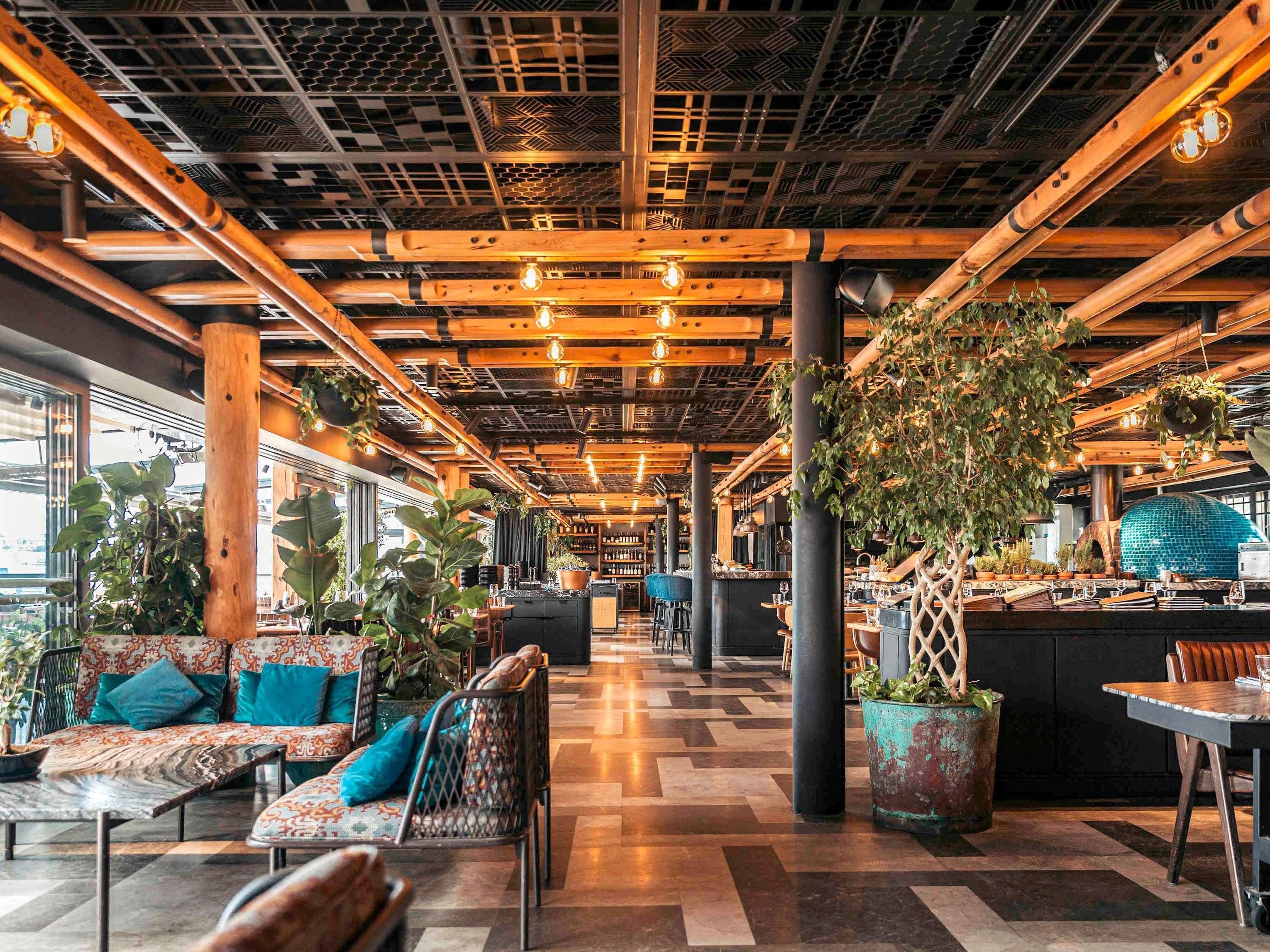 Restaurant Photo