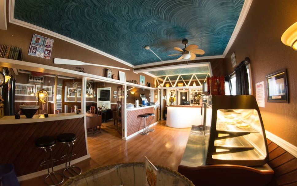 Bar Photo