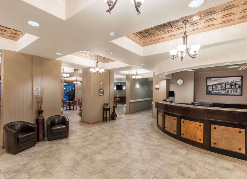 Front desk Photo