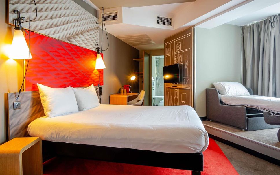 Bedroom Photo
