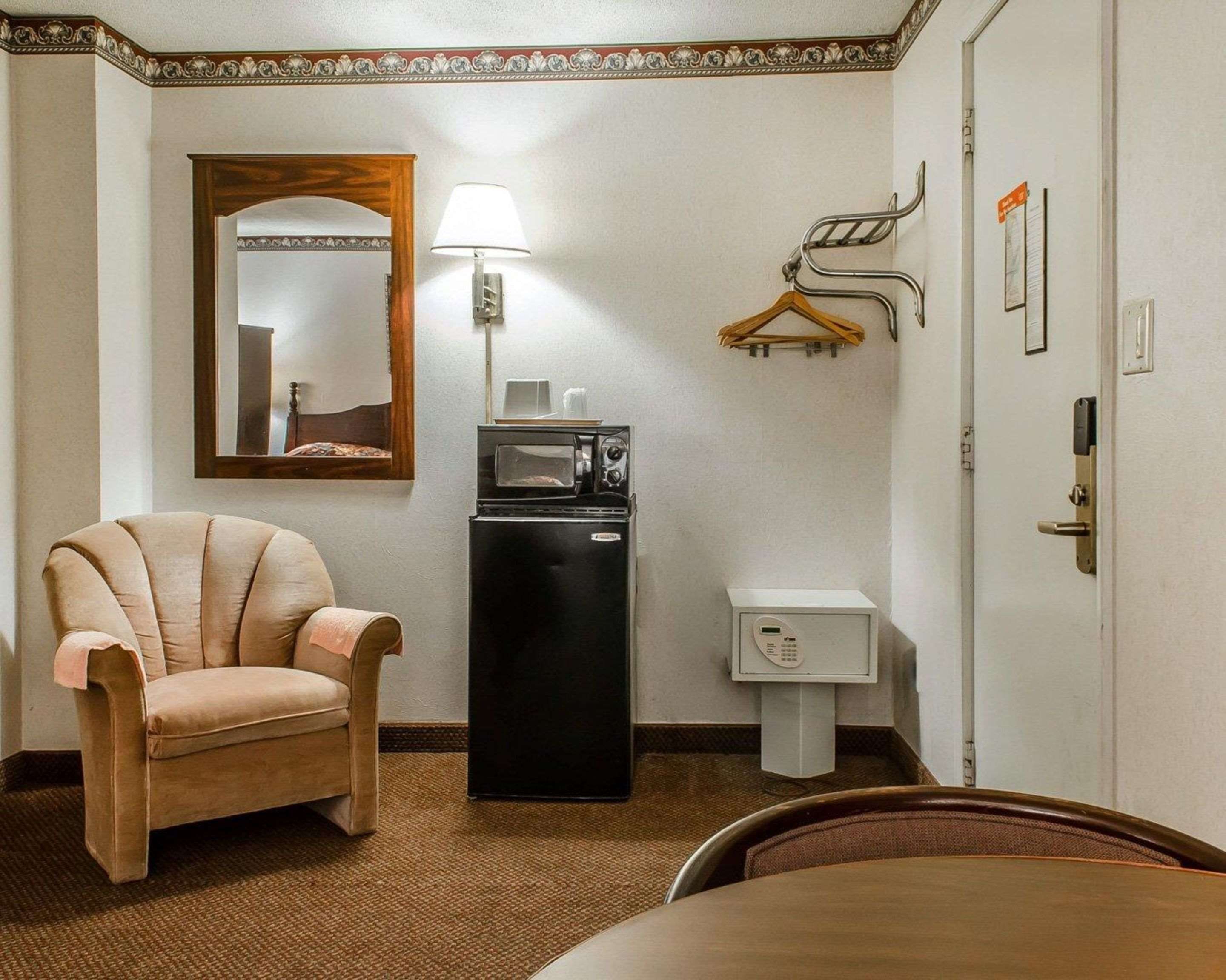 Room amenity