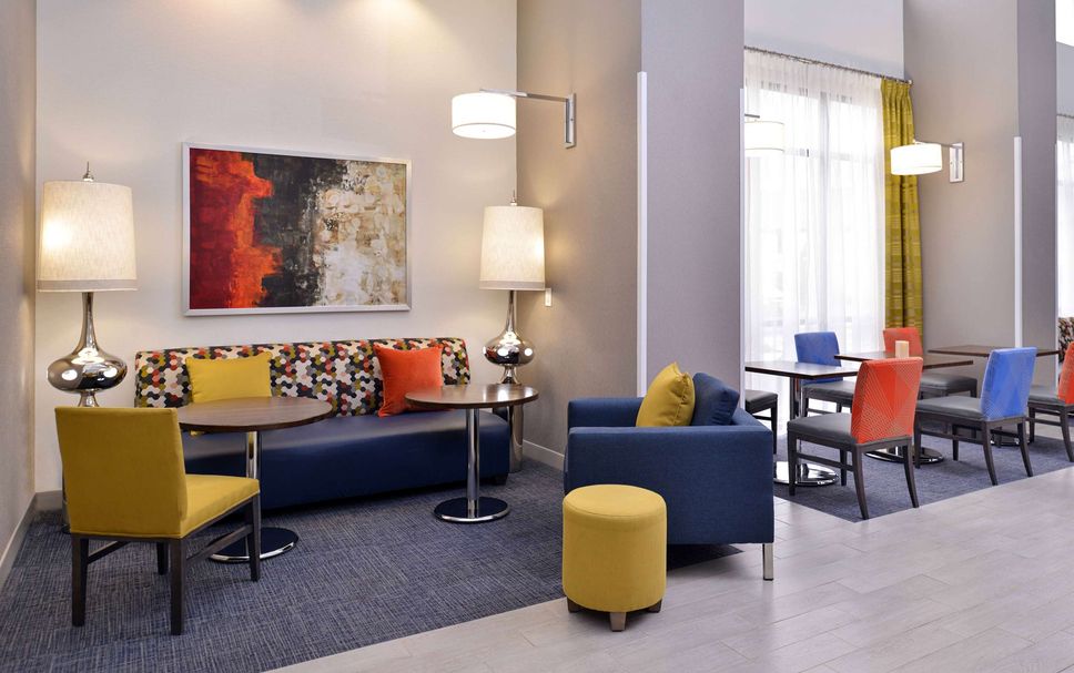 Lounge Photo