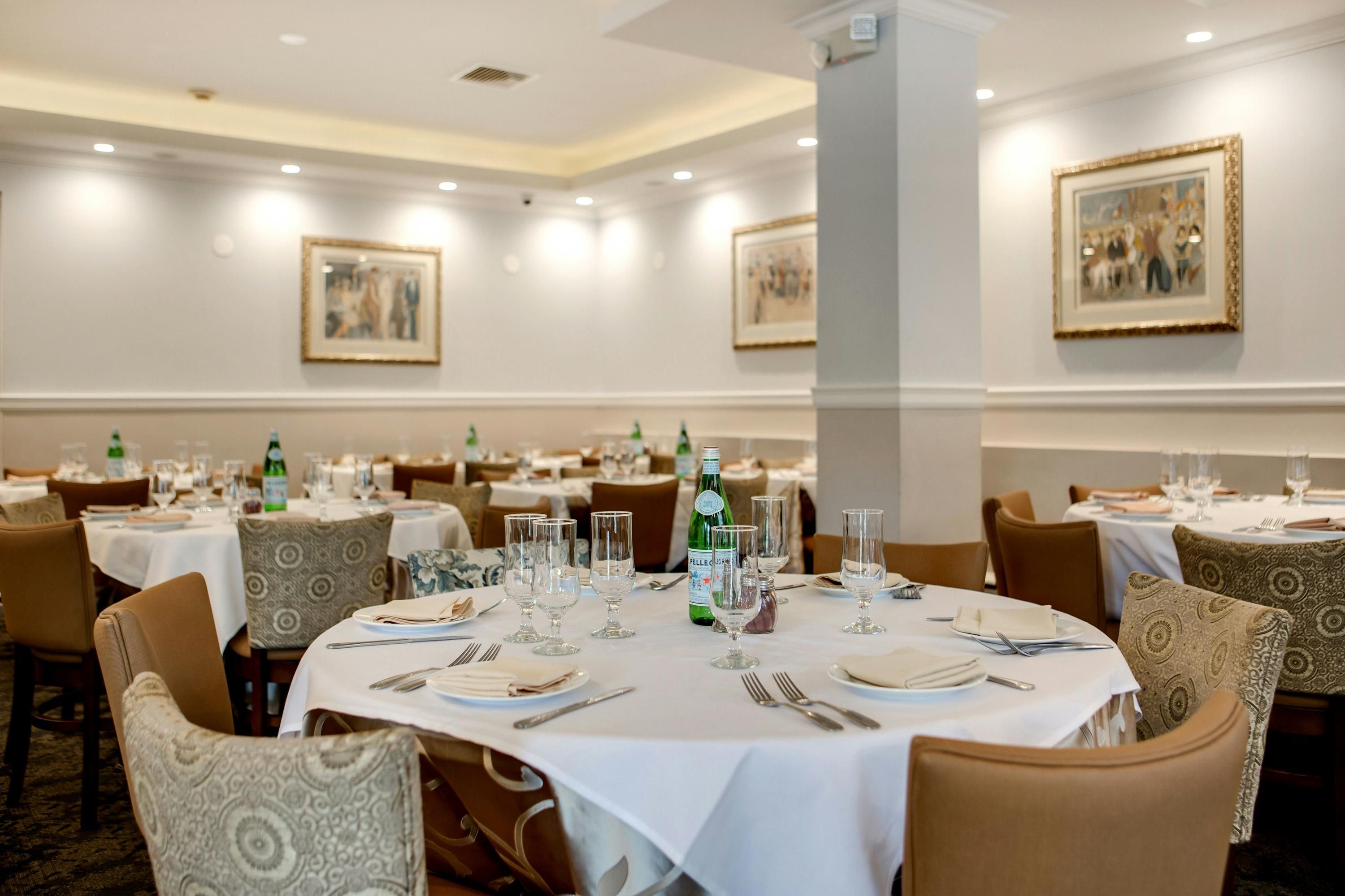 Banquet hall