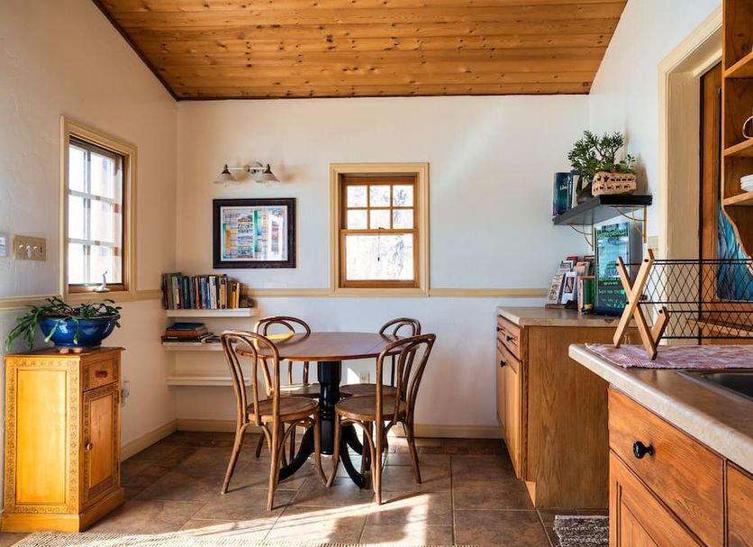 Dining room Photo