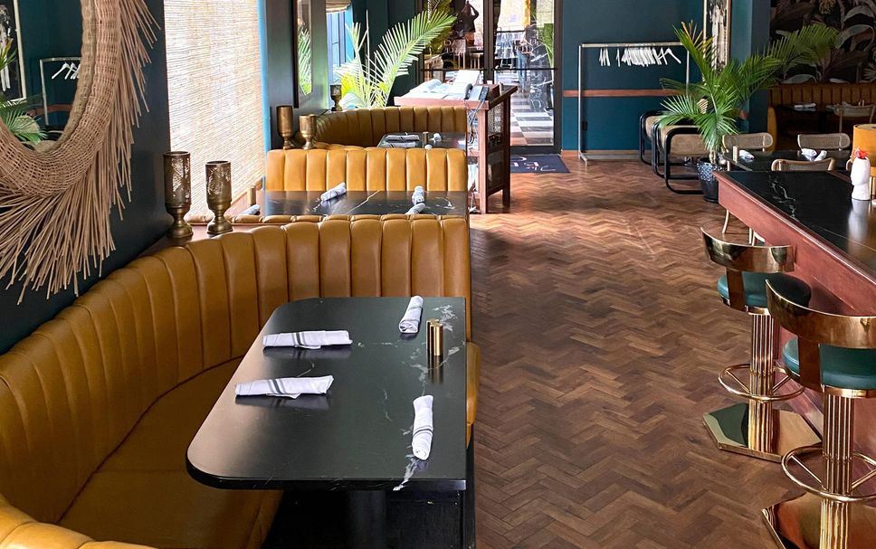 Restaurant Photo