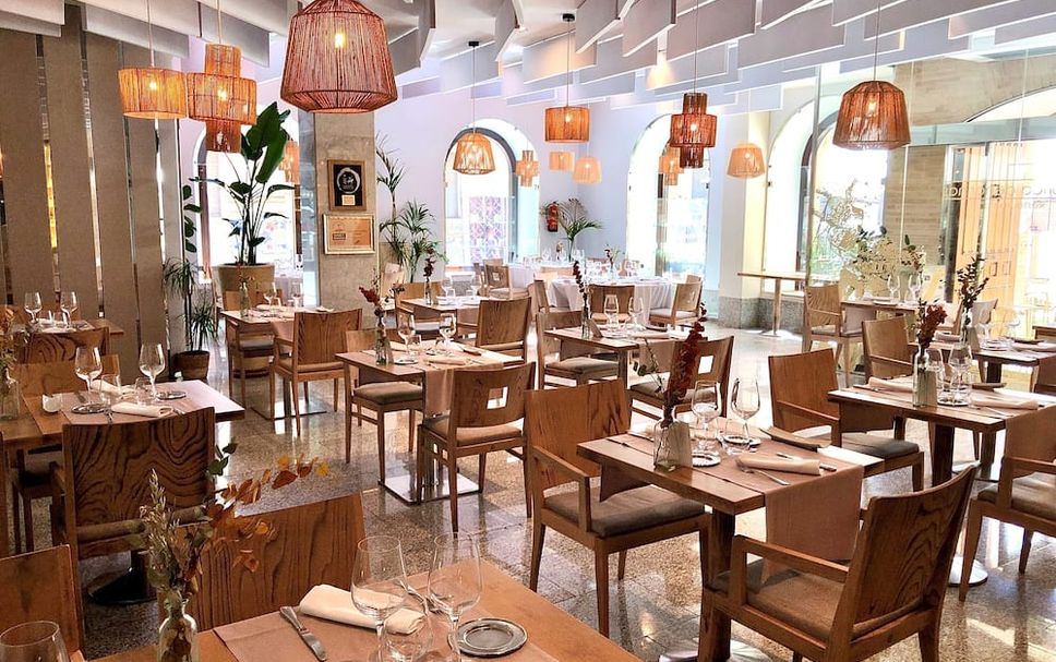 Restaurant Photo