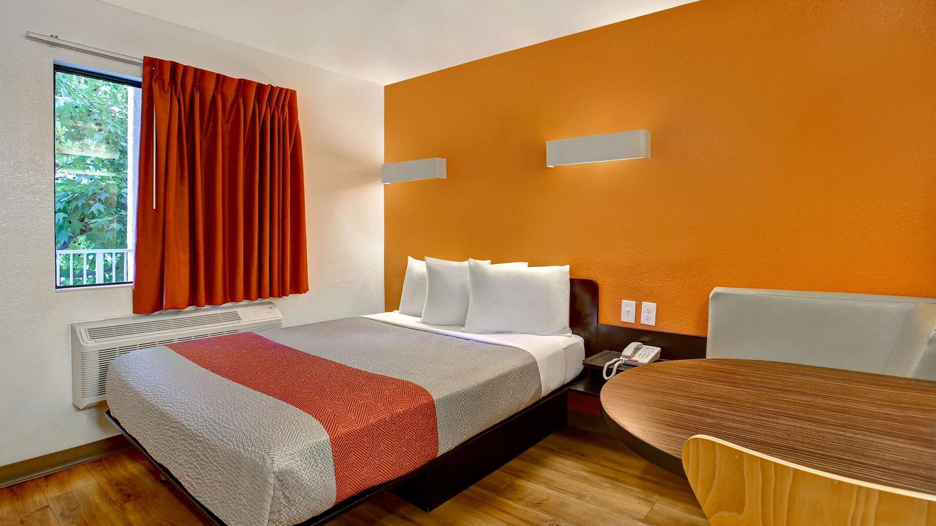 Motel 6 Sunnyvale North