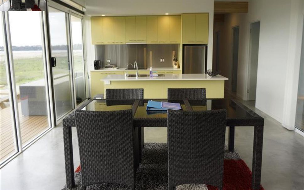 Dining room Photo