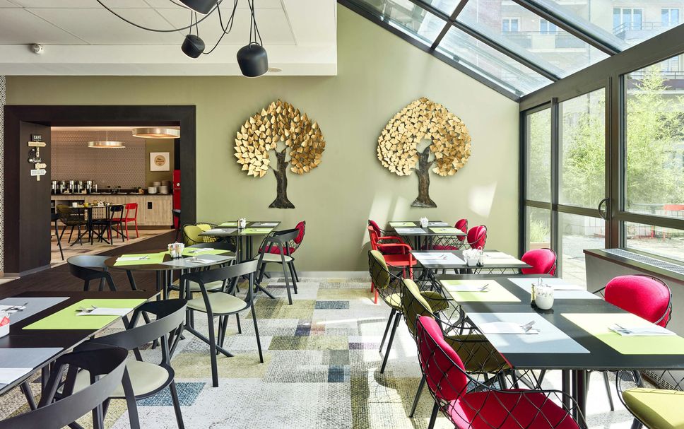 Restaurant Photo