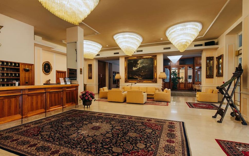 Lobby Photo