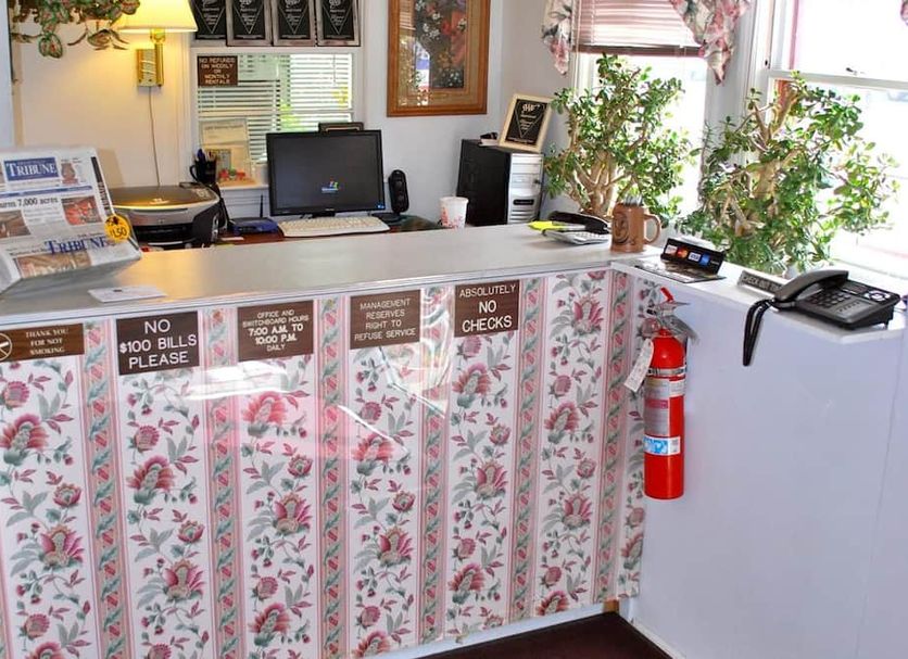 Front desk Photo