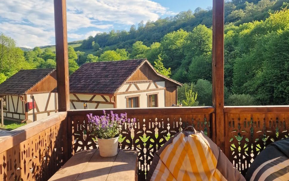 Balcony Photo