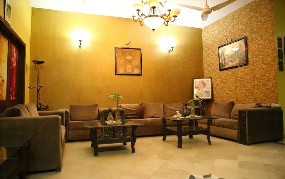 Lounge Photo