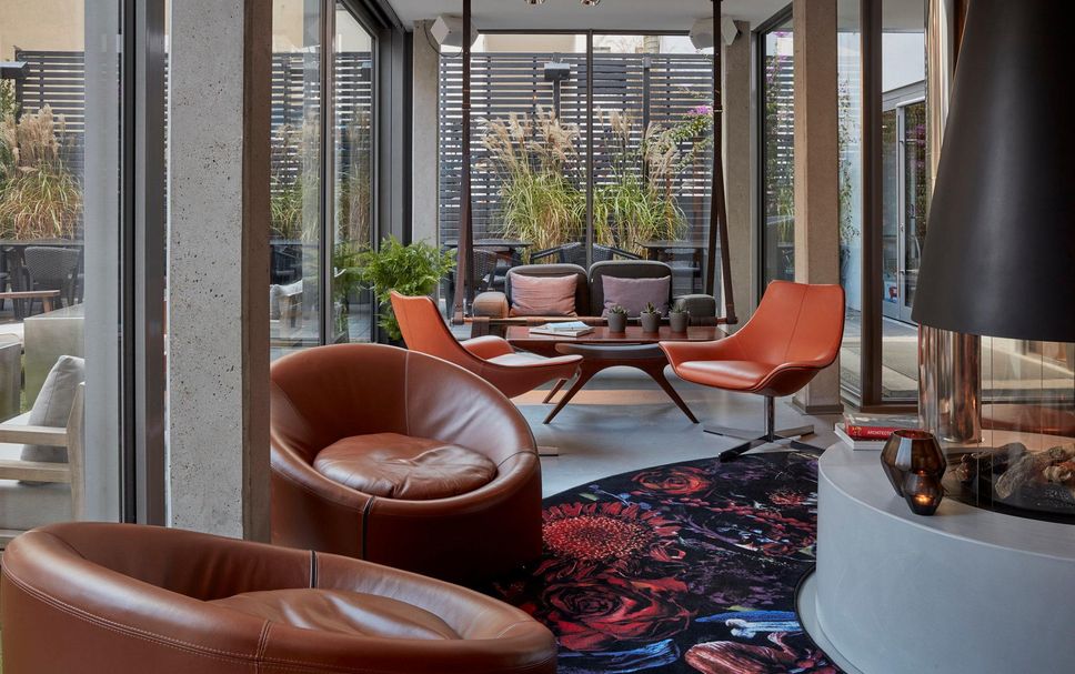 Lounge Photo