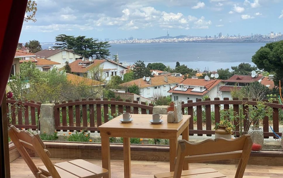 Balcony Photo