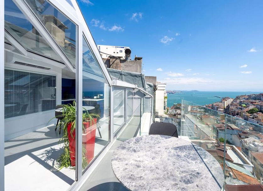 Balcony Photo