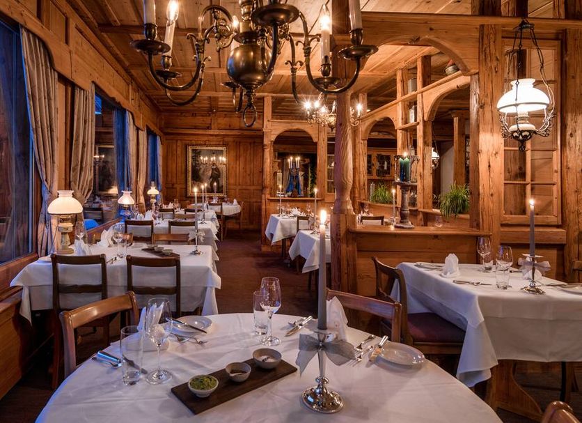 Restaurant Photo