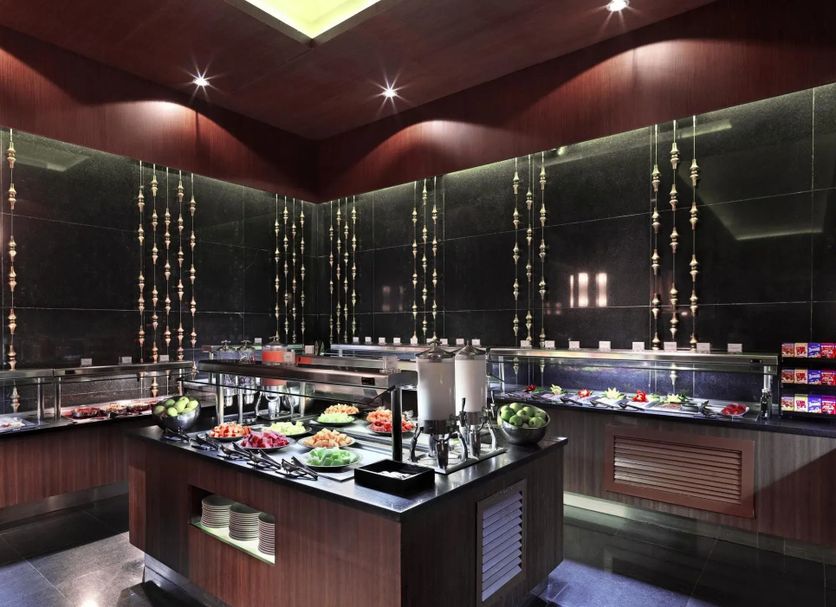 Buffet Photo