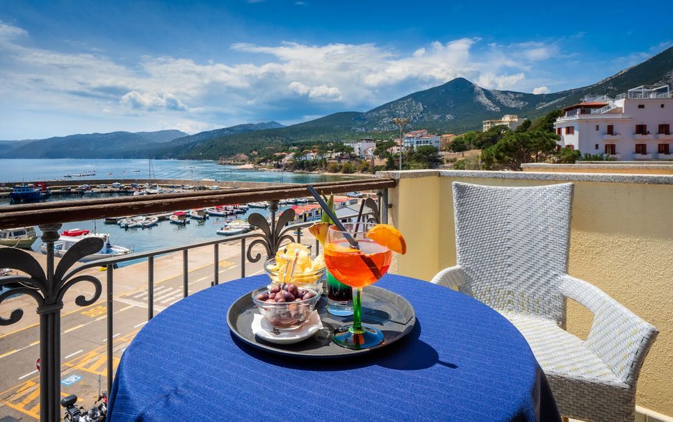 Balcony Photo