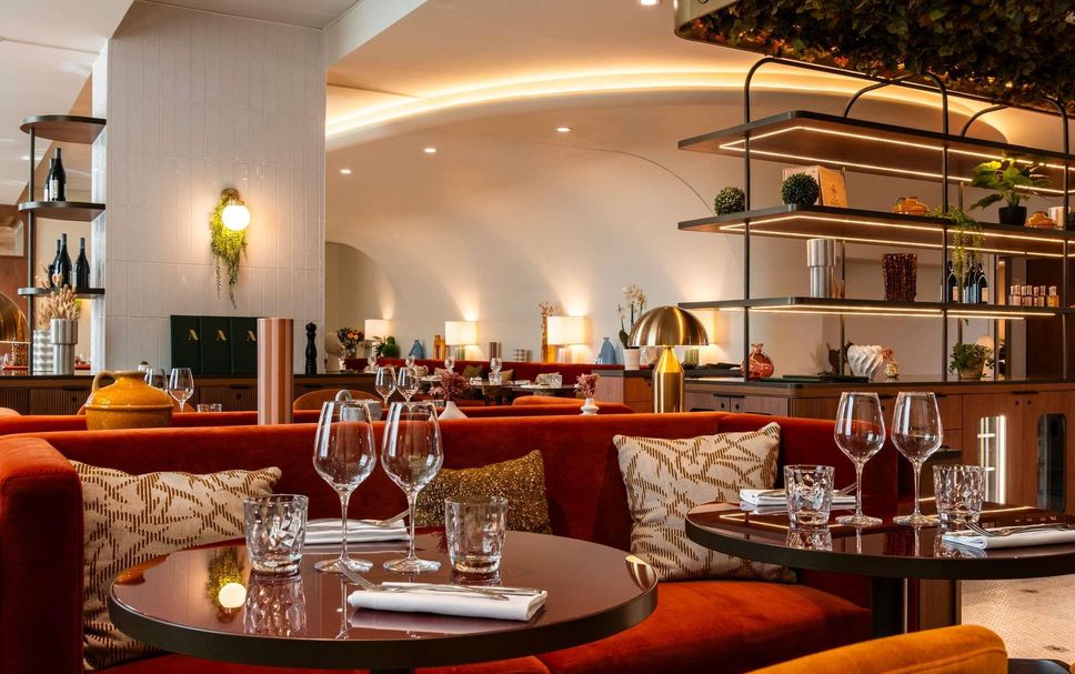 Restaurant Photo