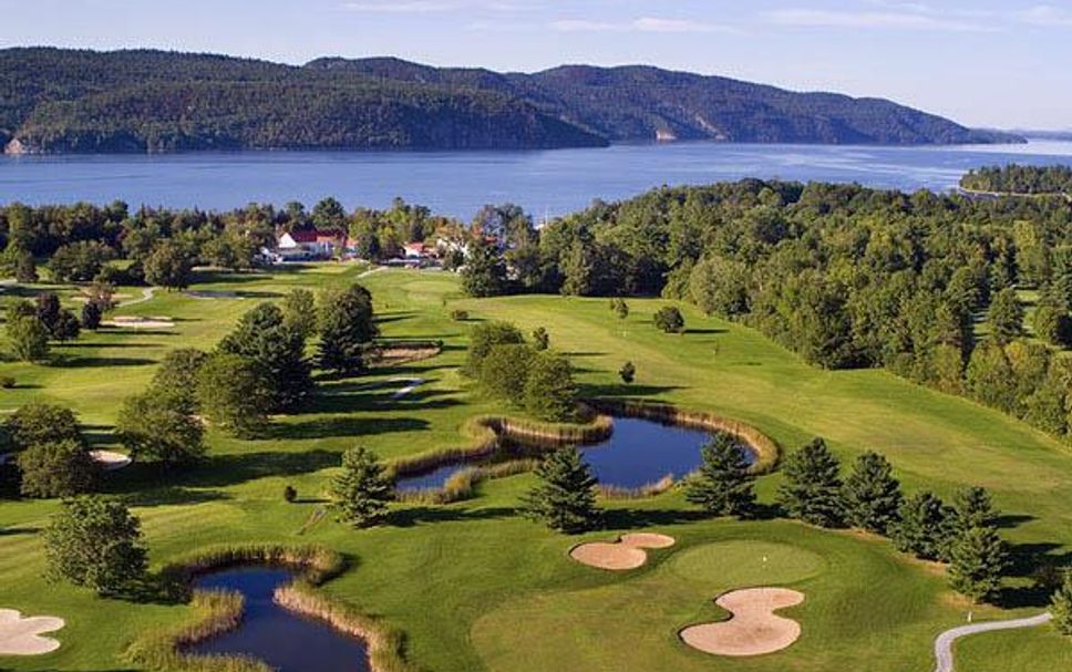 Golf course Photo