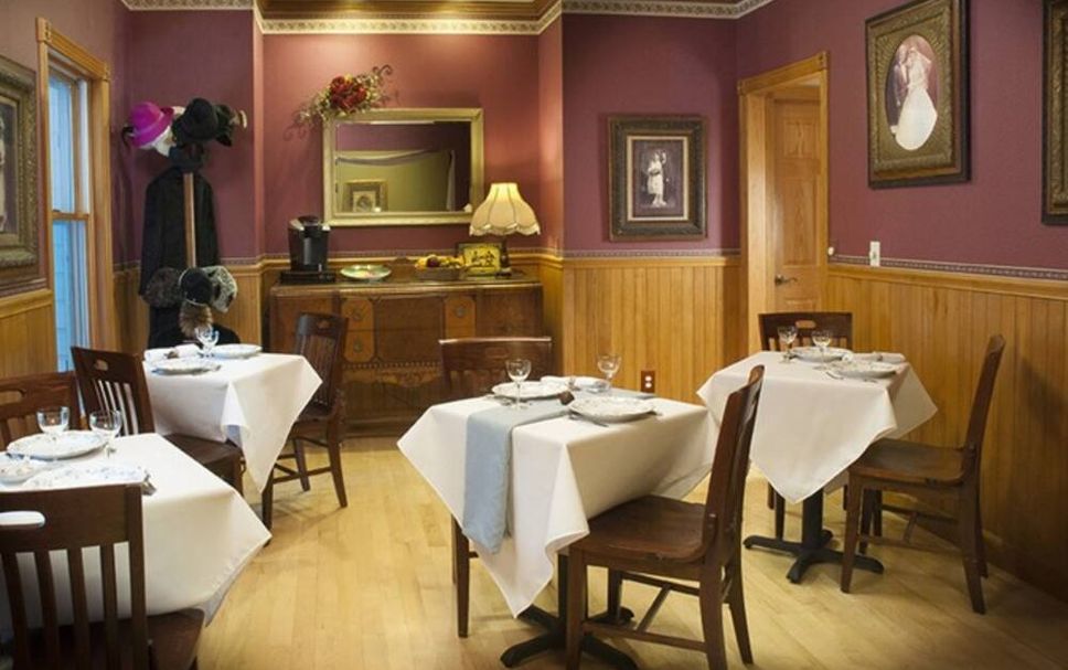 Restaurant Photo
