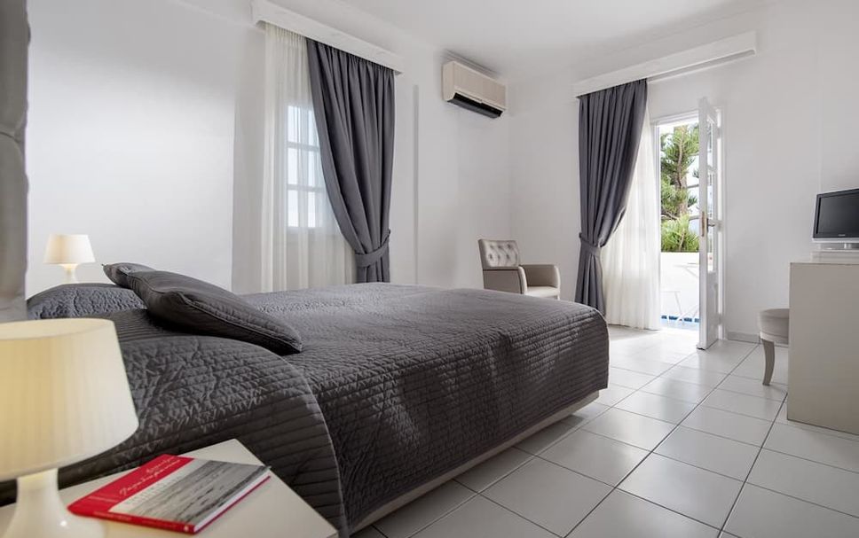 Bedroom Photo