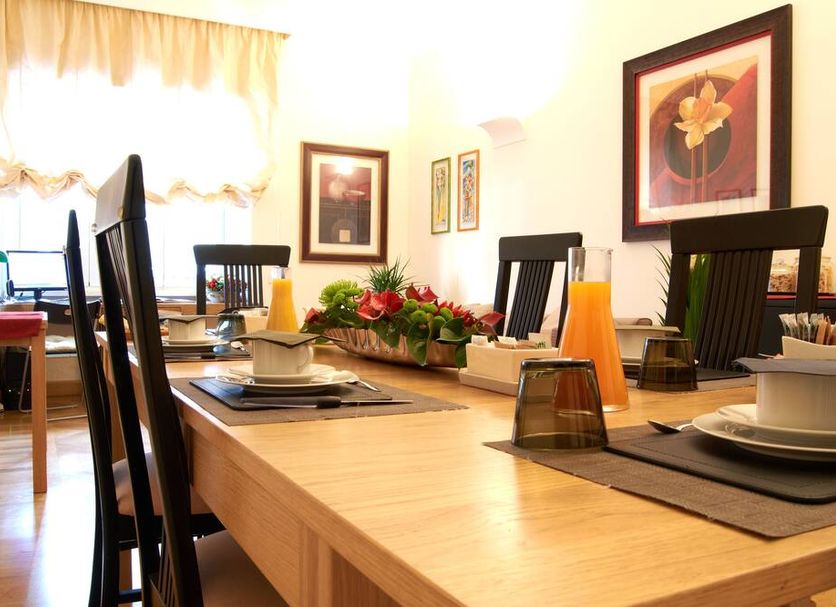 Dining room Photo