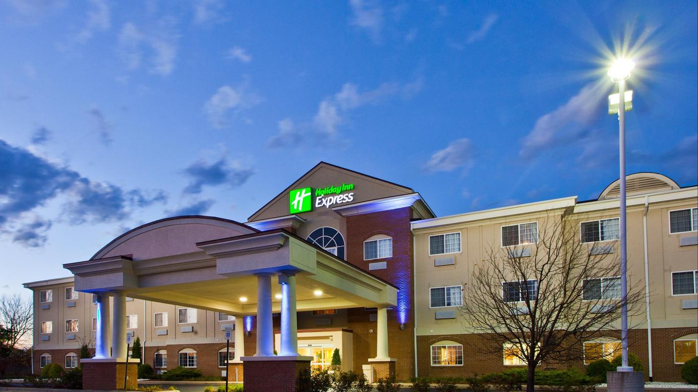 Holiday Inn Express Hotel & Suites Charlotte, An IHG Hotel