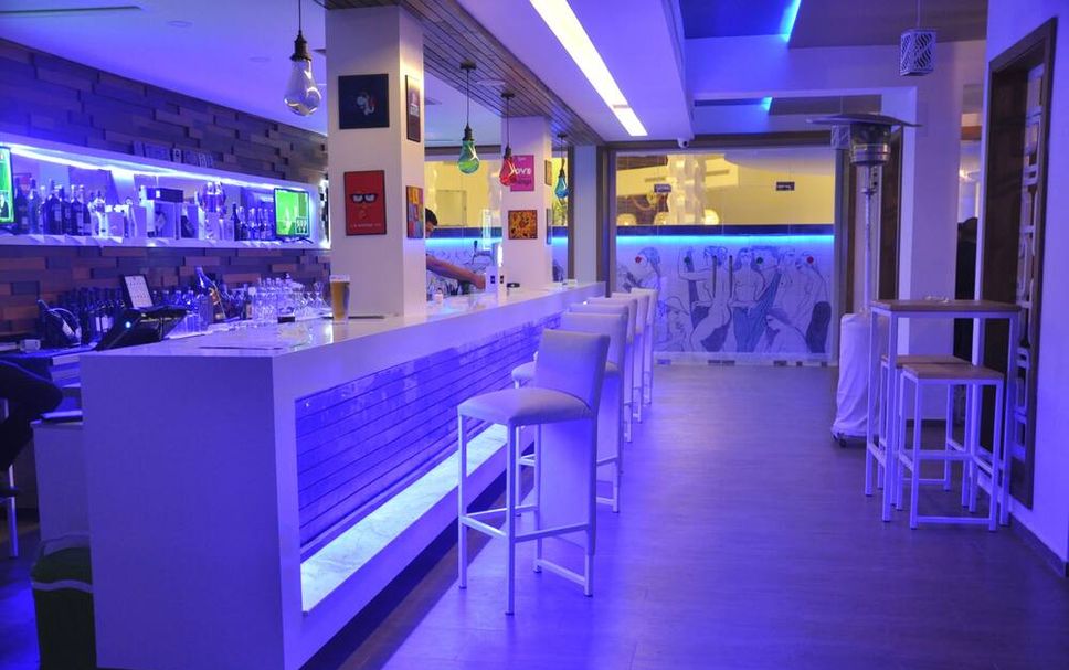 Bar Photo
