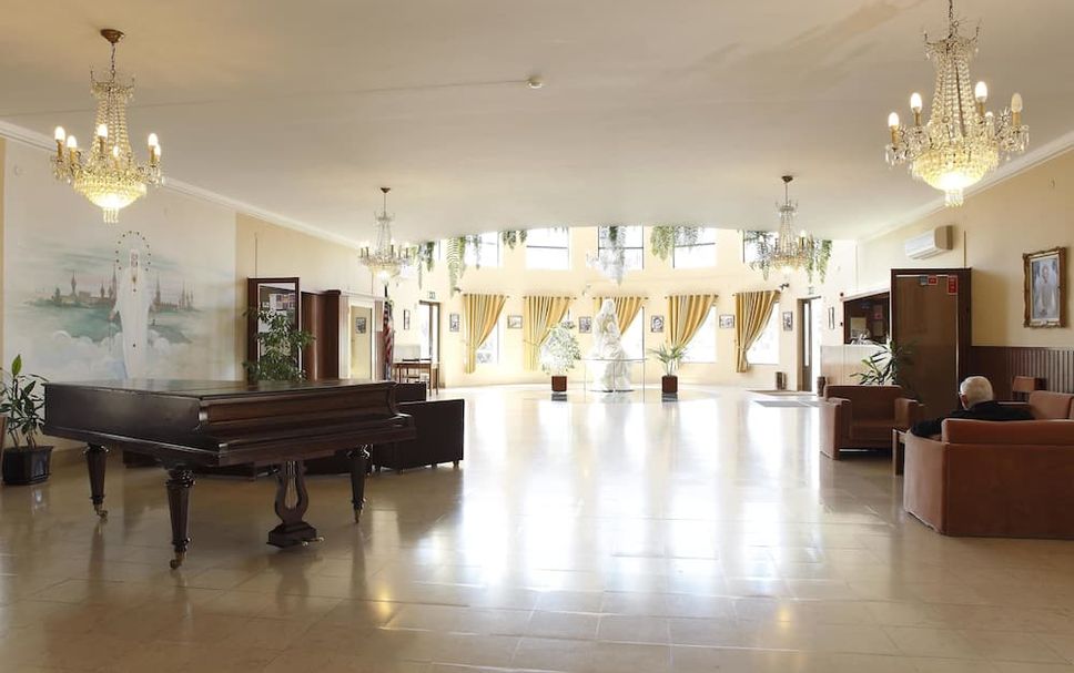 Lobby Photo