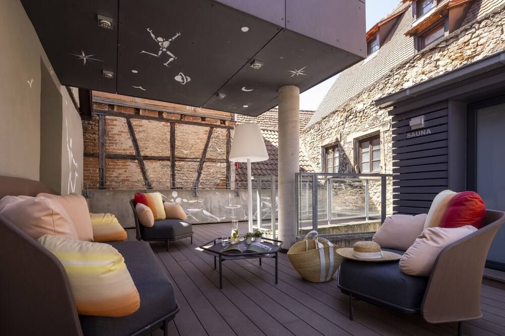 Lounge Photo