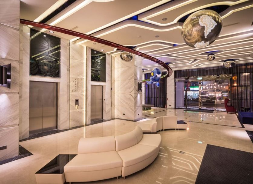 Lobby Photo