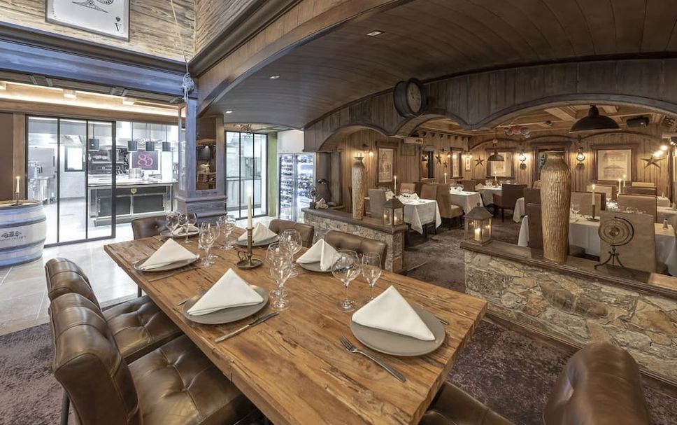 Restaurant Photo