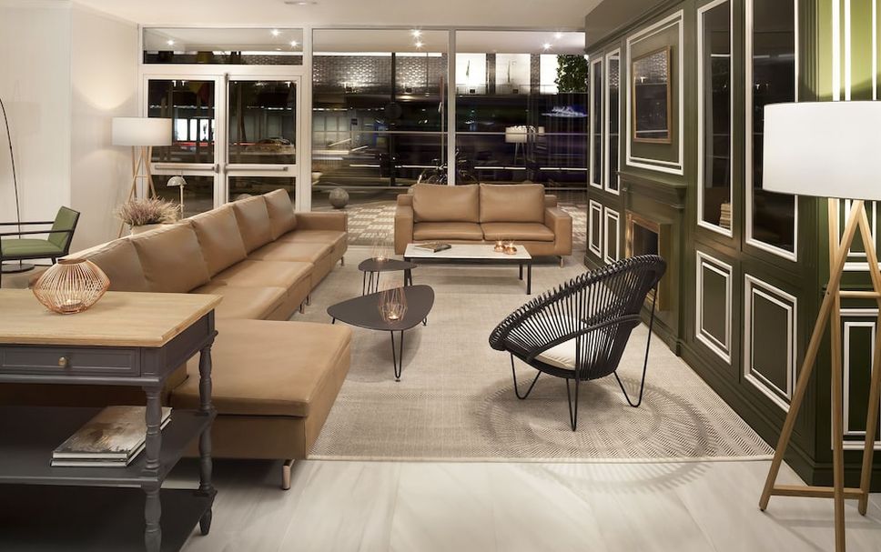 Lounge Photo