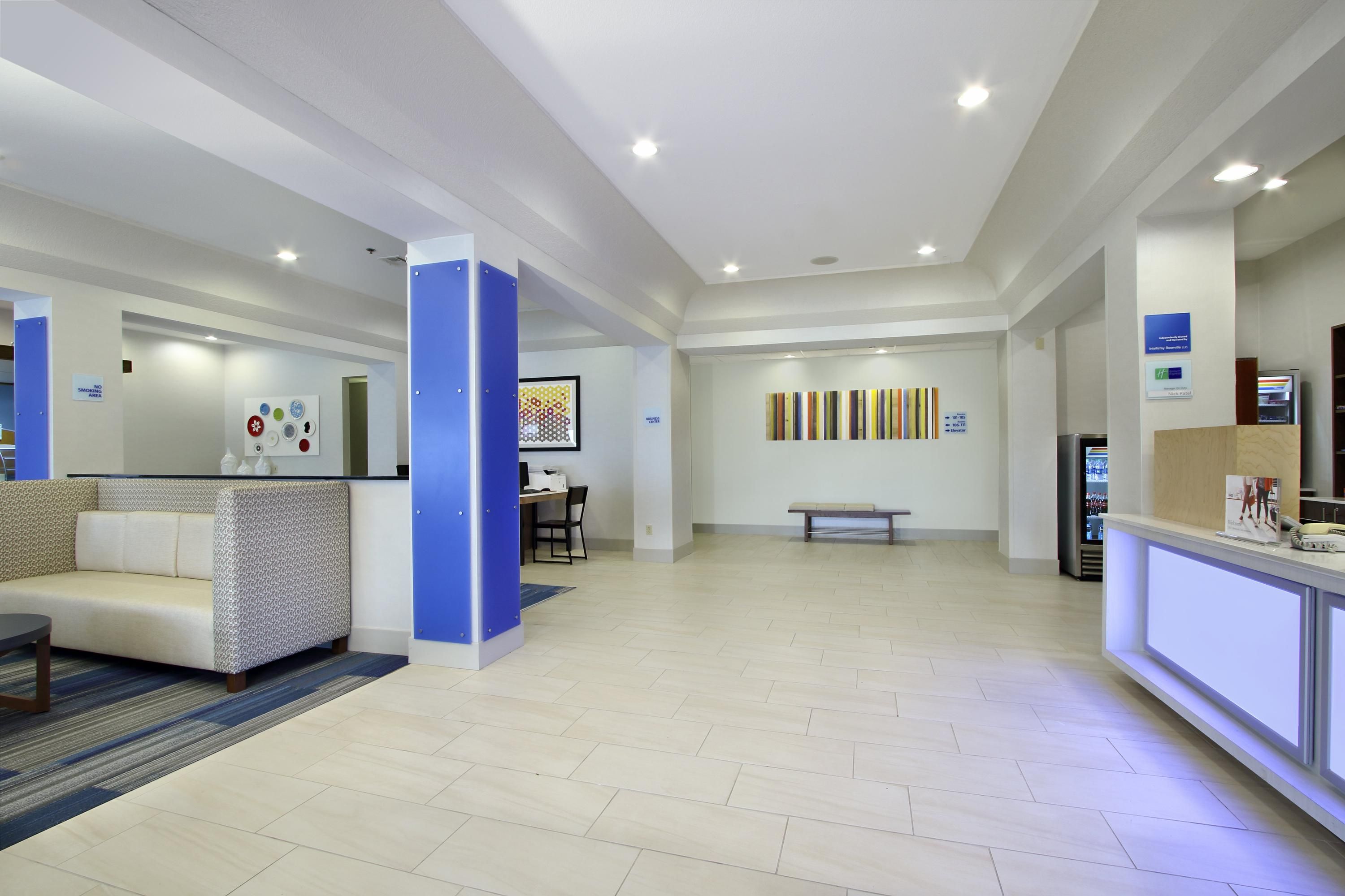 Front desk Photo