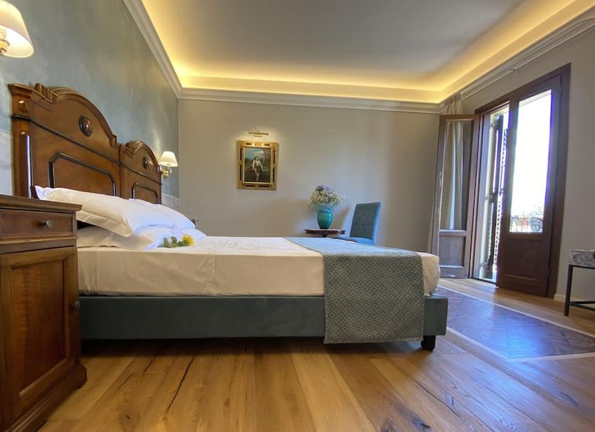 Bedroom Photo