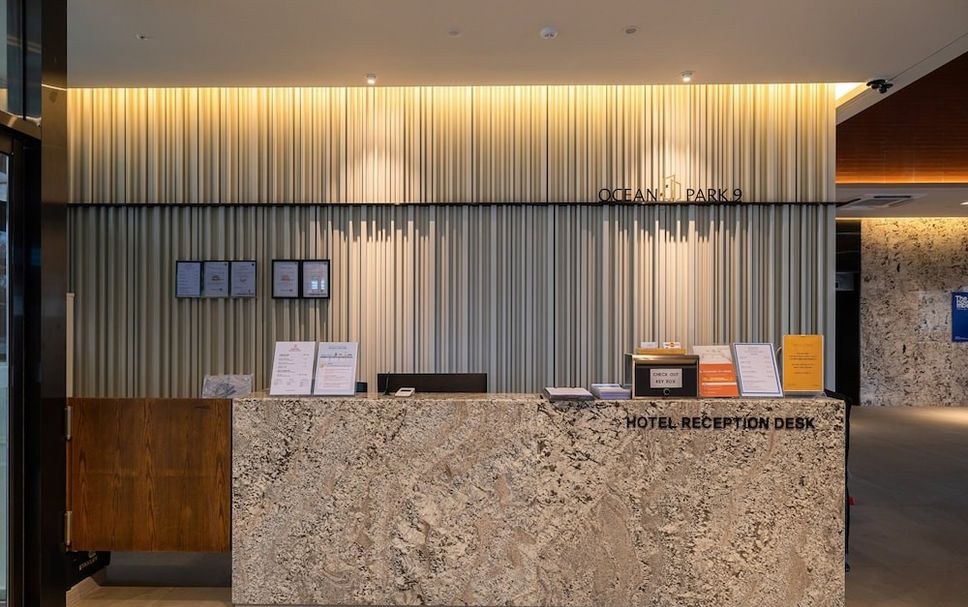 Front desk Photo