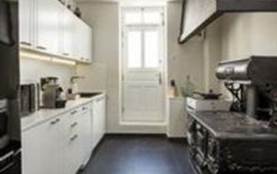 Kitchen Photo