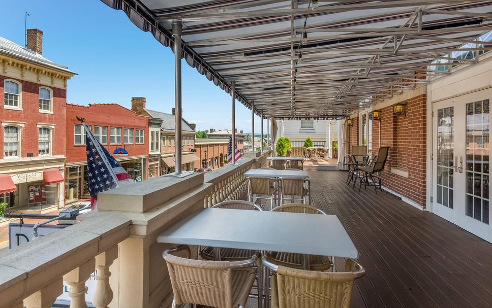 Balcony Photo